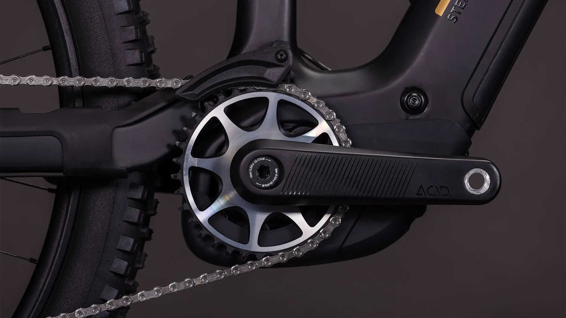 Cube Stereo Hybrid ONE44 HPC AT 800 carbon´n´gold 2026