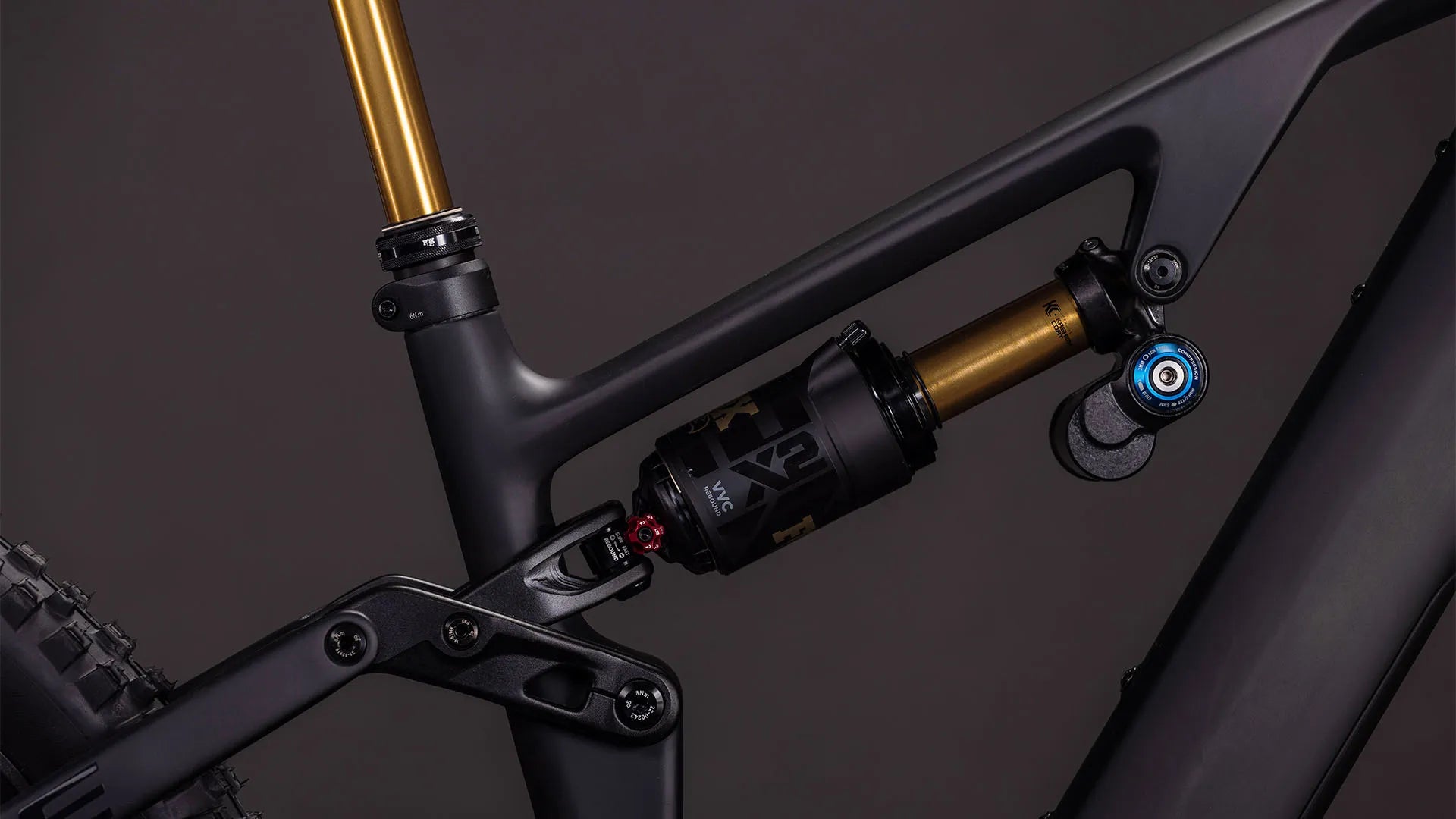 Cube AMS Hybrid 177 C:62 AT 600X carbon´n´gold 2026