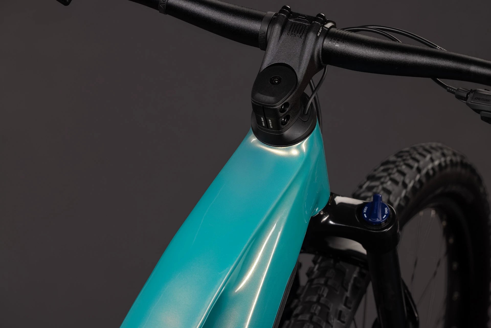 Cube Reaction Hybrid Performance 720 maldivian´n´black 2027