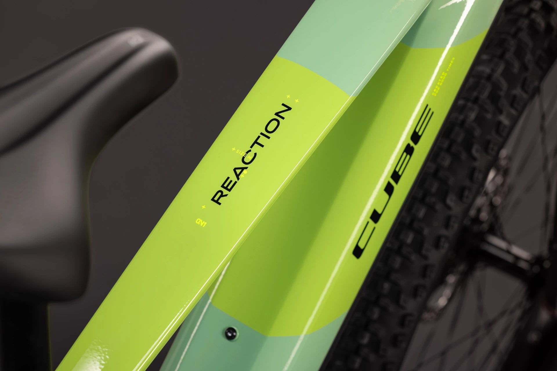 Cube Reaction Hybrid ONE 720 cactus´n´black 2027