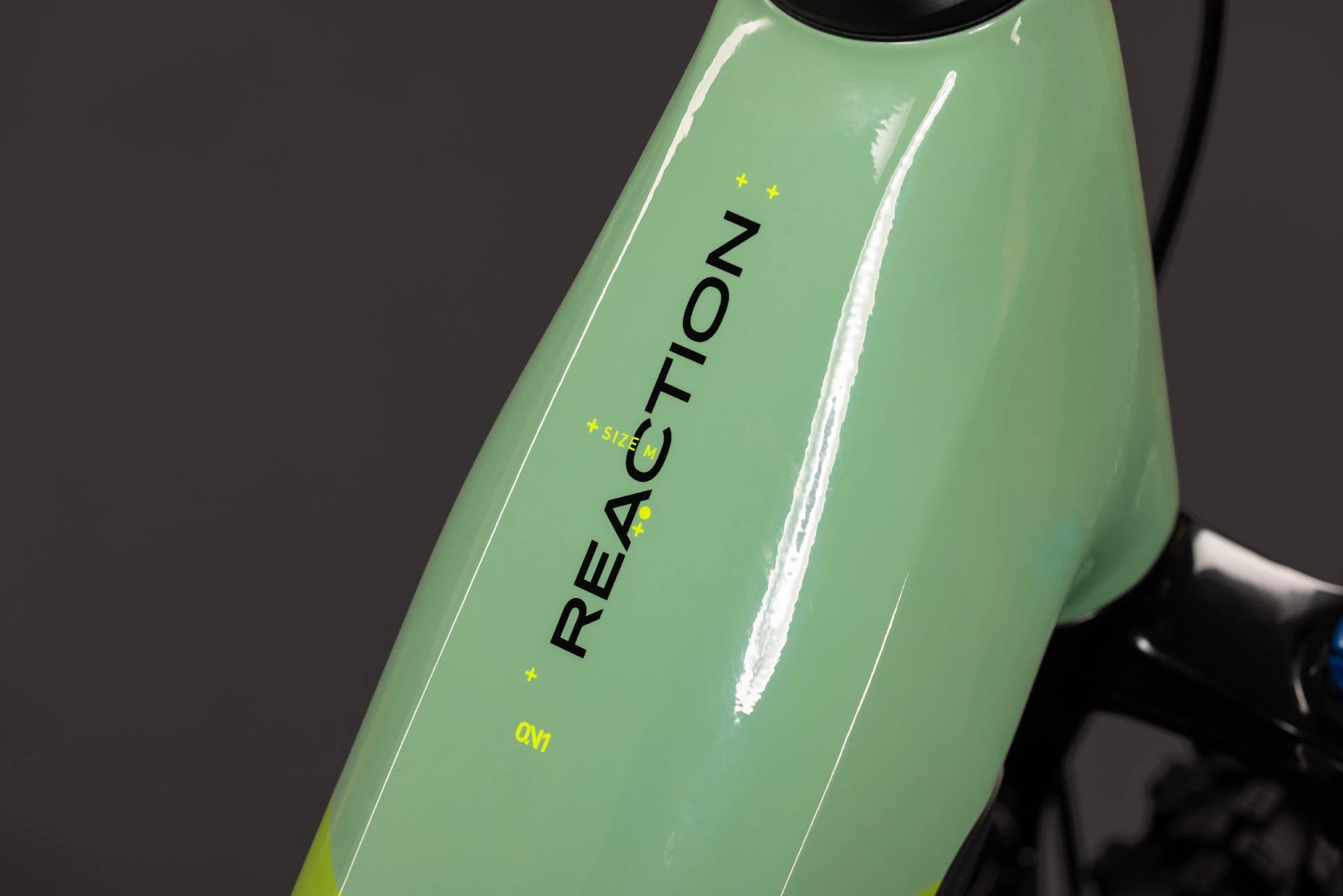 Cube Reaction Hybrid ONE 720 cactus´n´black EE 2027