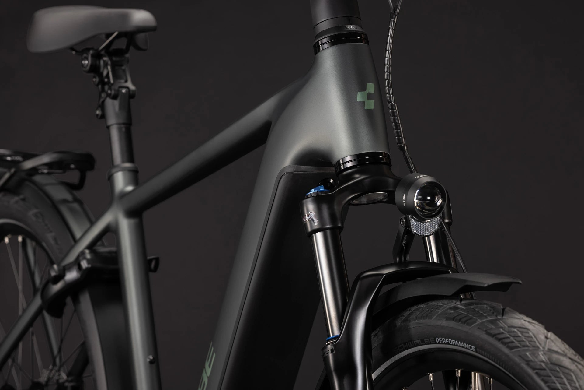 Cube Kathmandu Hybrid Deluxe Pro 800 blackforest´n´chrome 2027