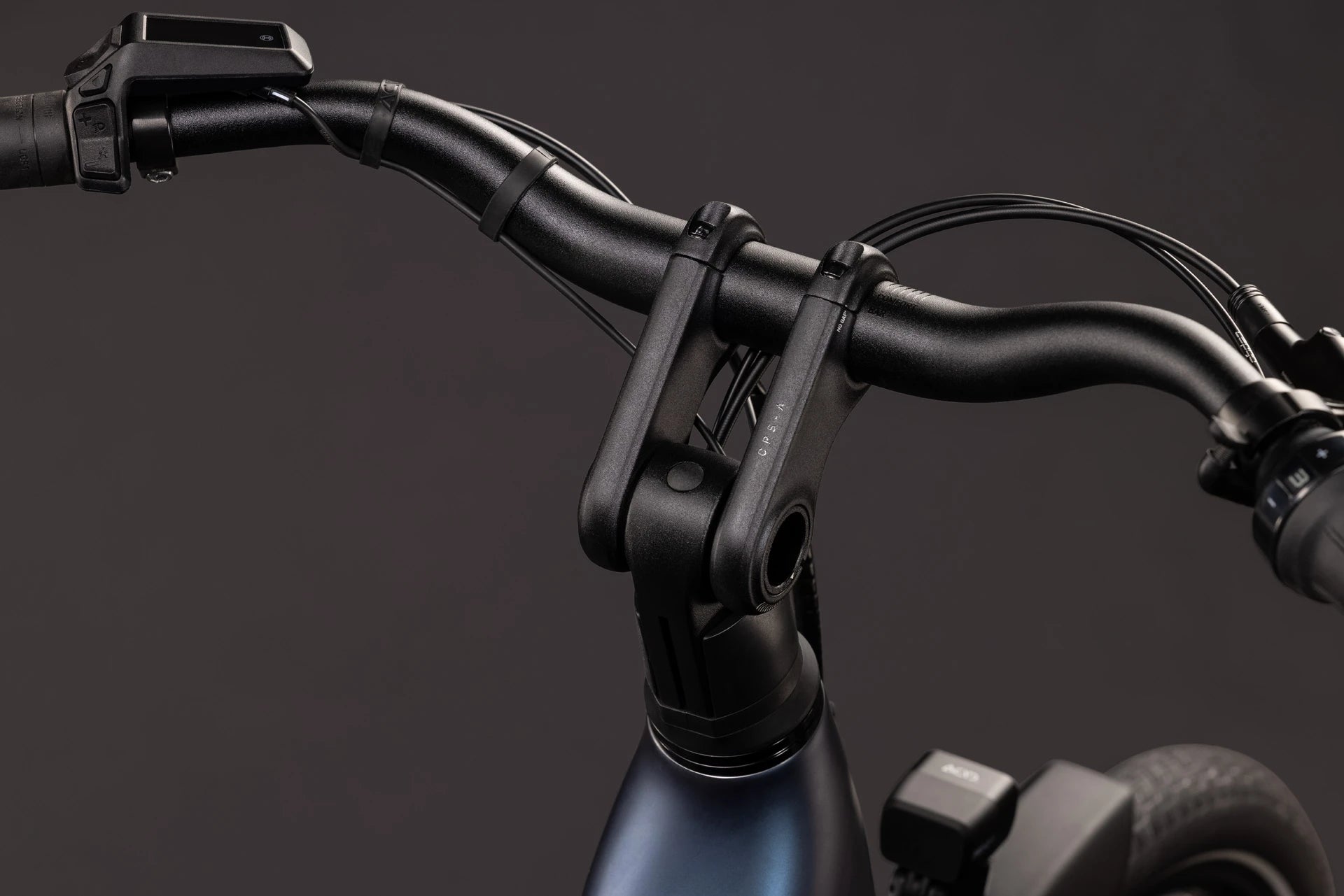Cube Supreme Hybrid Deluxe ONE 600 navyblack´n´black EE 2027