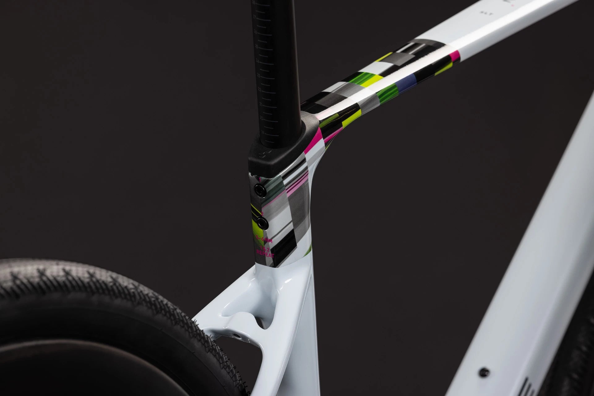 Cube Nuroad C:62 SLT glacier´n´magenta 2027