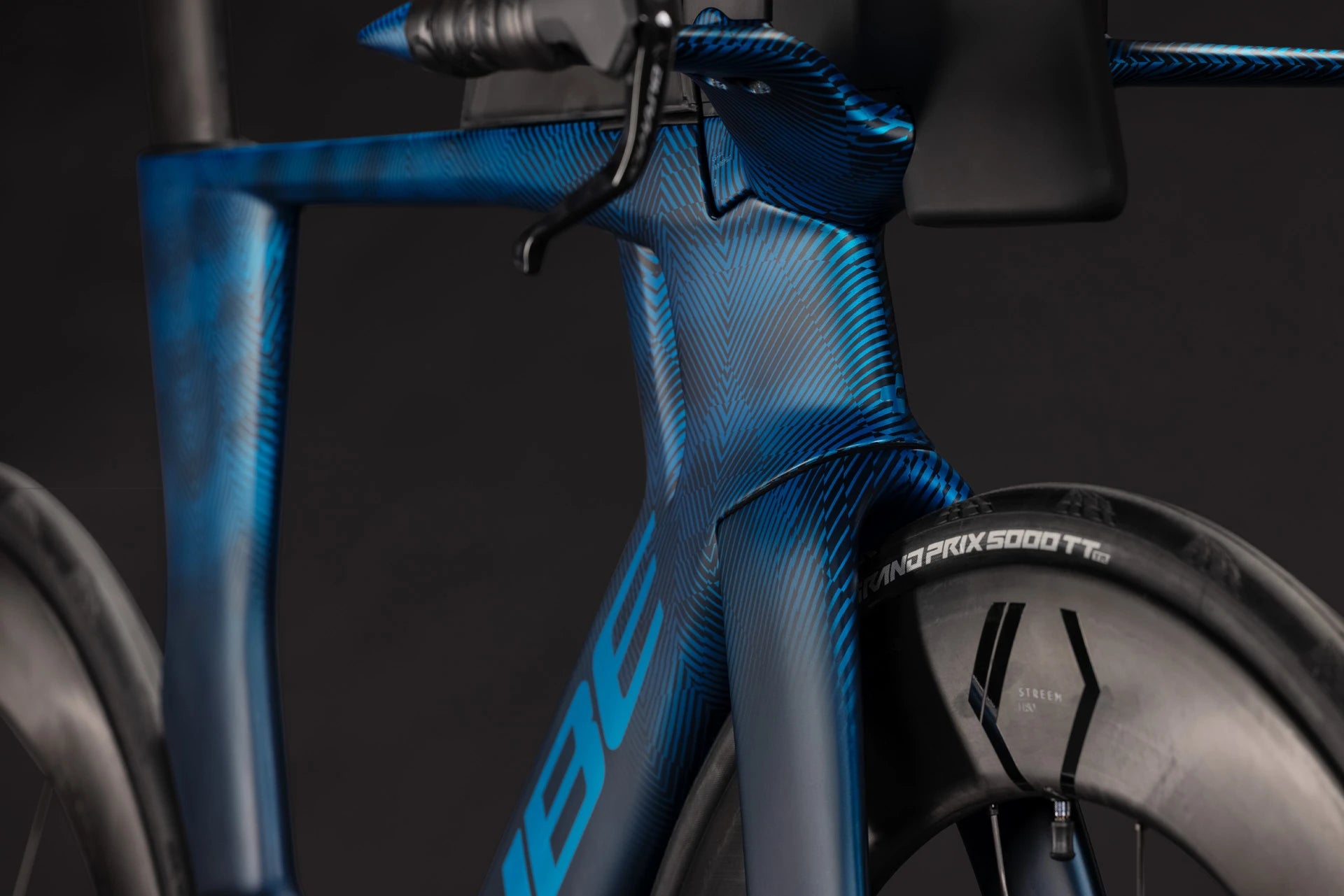Cube Aerium C:68X SLT liquidbluegrid´n´chrome 2027
