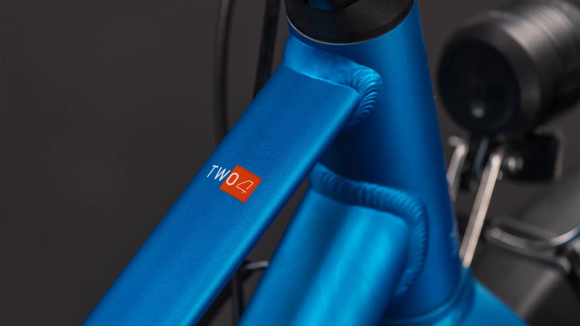 Cube Numove 240 FE topasblue´n´nebula 2027