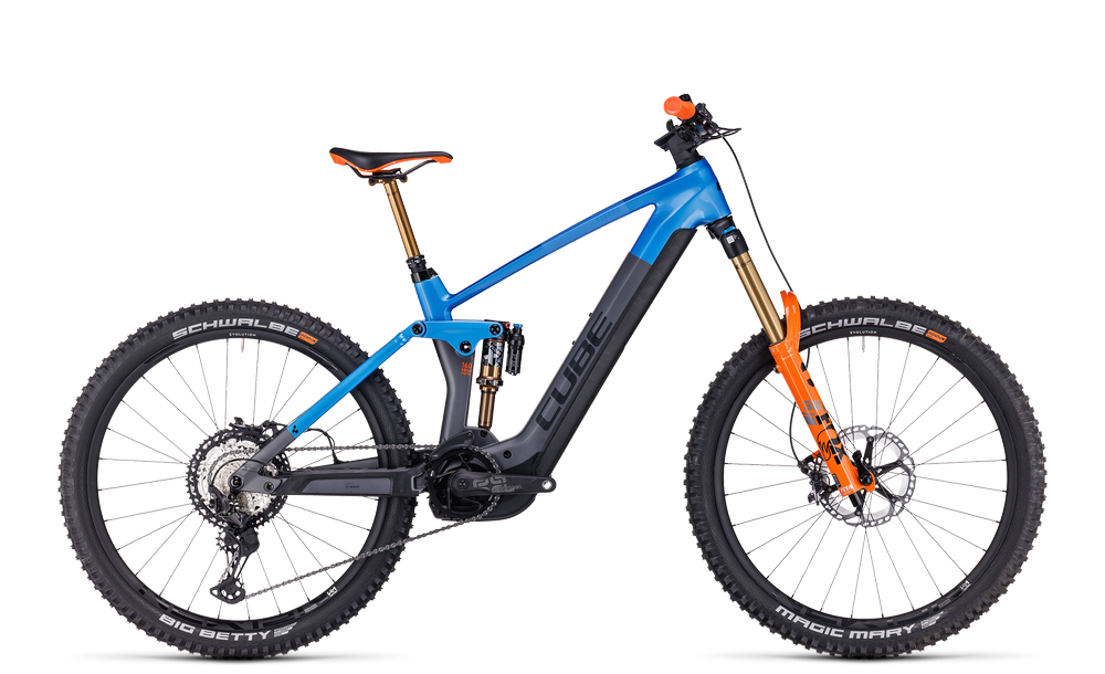 Cube Stereo Hybrid 160 Elektrofahrrad, blau-orange, vollgefedert, mit dicken Schwalbe Geländereifen.