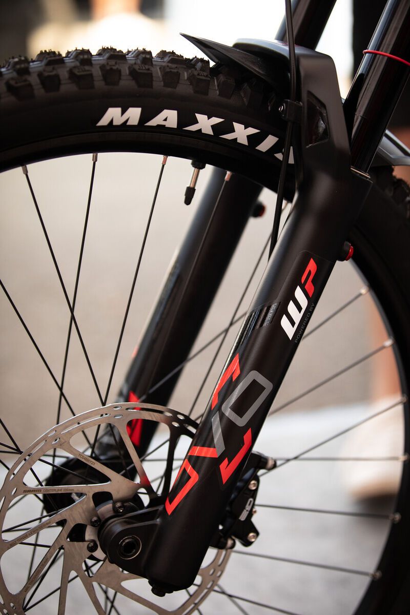 GASGAS ECC 5 Jet Black/Sangria Red