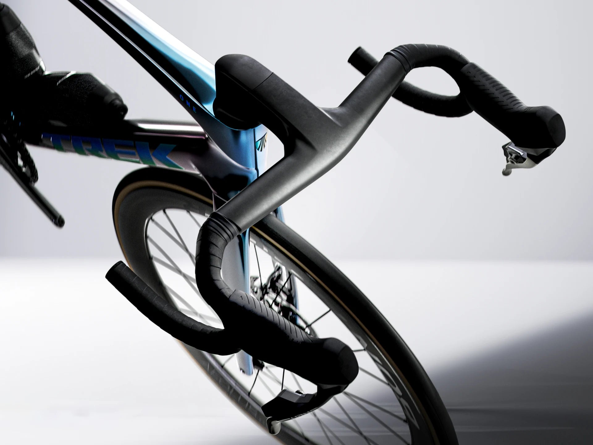 Trek Madone Rennrad mit aerodynamischem Lenker und modernem Rahmen, geeignet für leistungsorientierte Radfahrer.