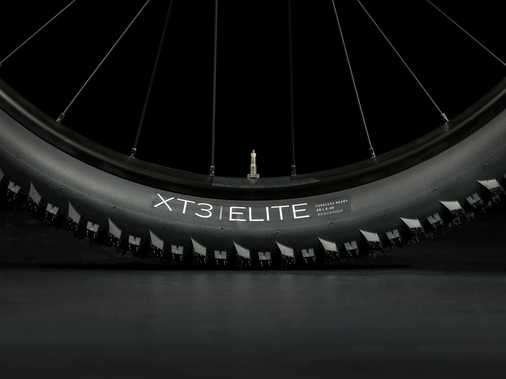 Trek Marlin 6 Miami Green to Dark Aquatic Fa 2025