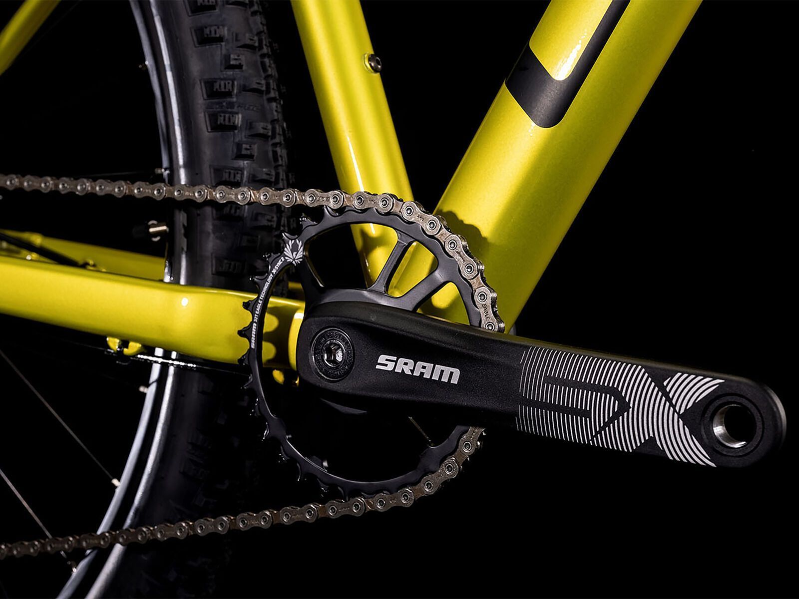 Cube 22 Analog flashlime´n´black