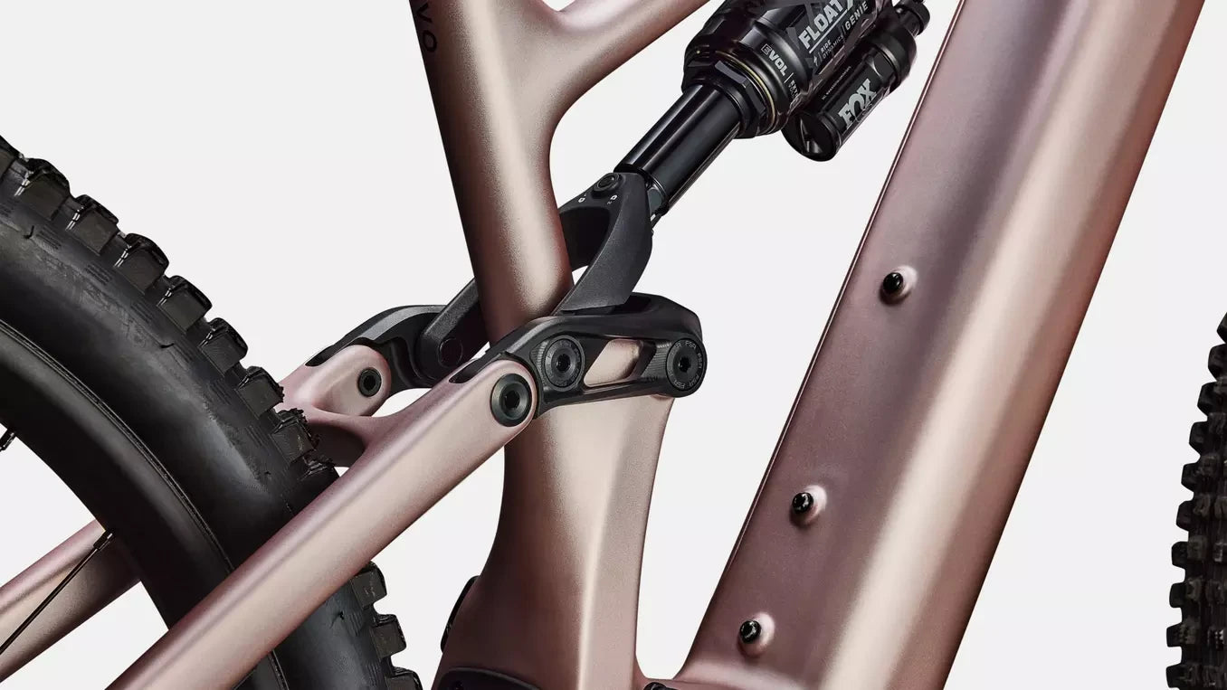 Specialized Levo 4 Comp Carbon CHAMPAGNE/METALLIC OBSIDIAN 2026