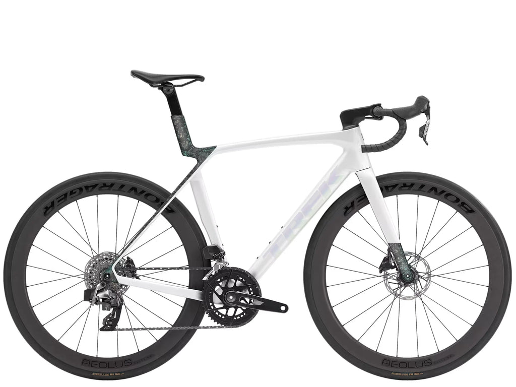 Trek Madone SL 6 AXS Gen 8 Crystal White/Smoke 2026
