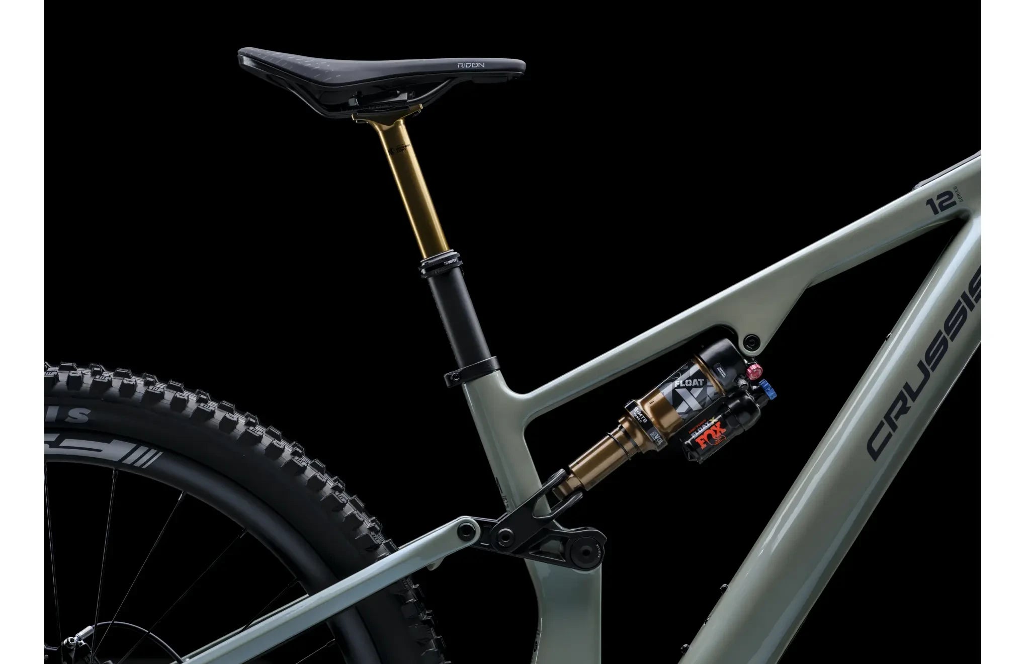 Crussis e-Full 12.11-PRO (600 Wh) silver/green 2026