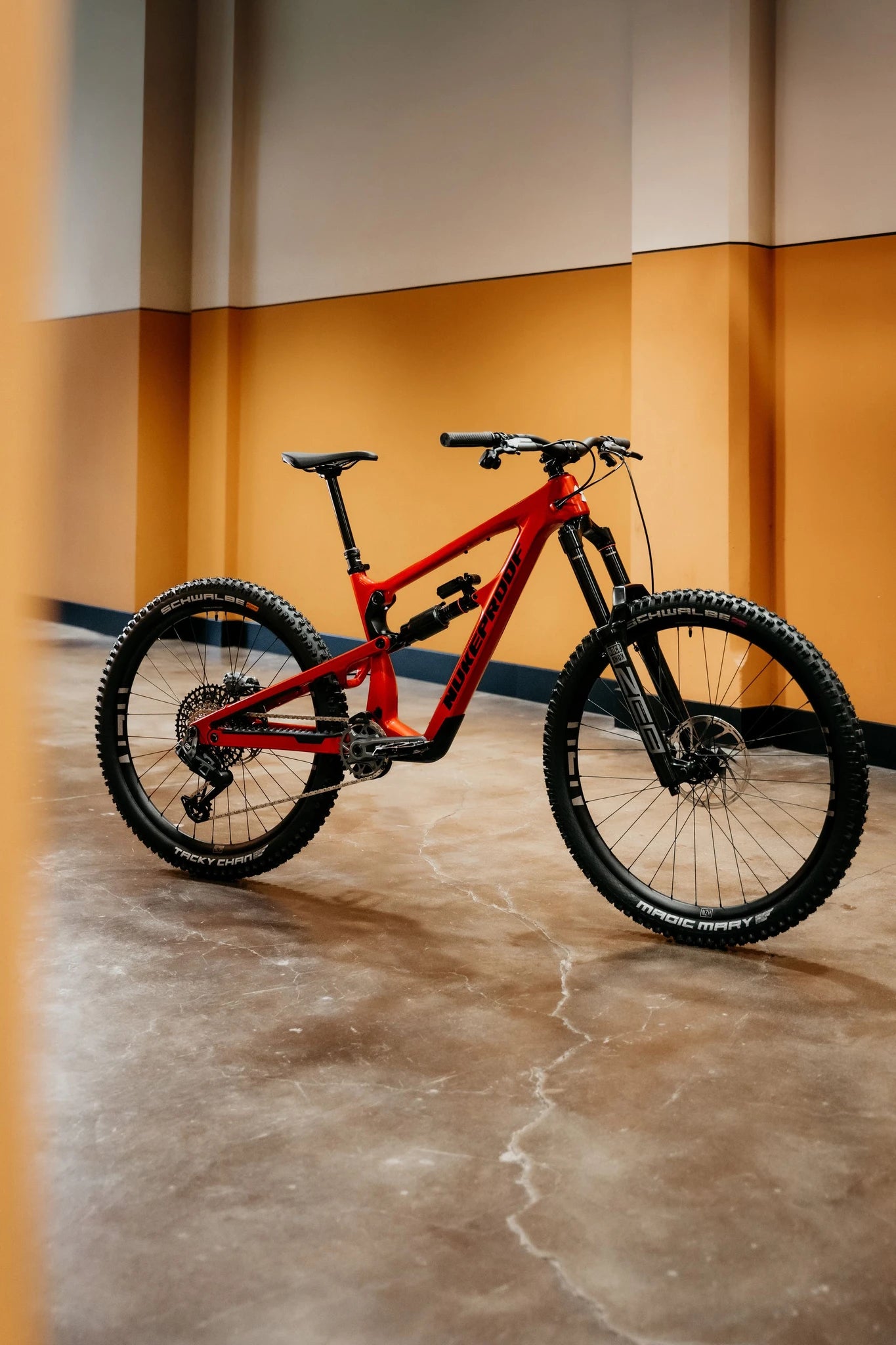 Nukeproof Mega Carbon Pro T-GX red 2025
