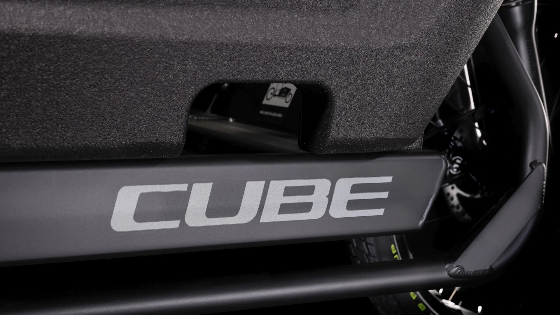 Cube Cargo Dual Hybrid 1000 grey´n´black 2025