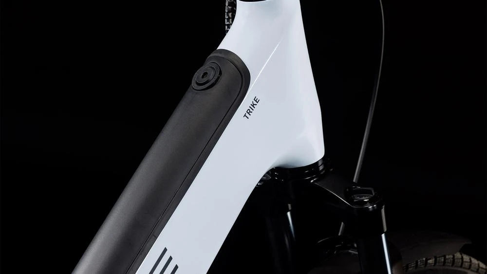 Cube Trike Family Hybrid 750 flashwhite´n´reflex Tiefeinsteiger 2025