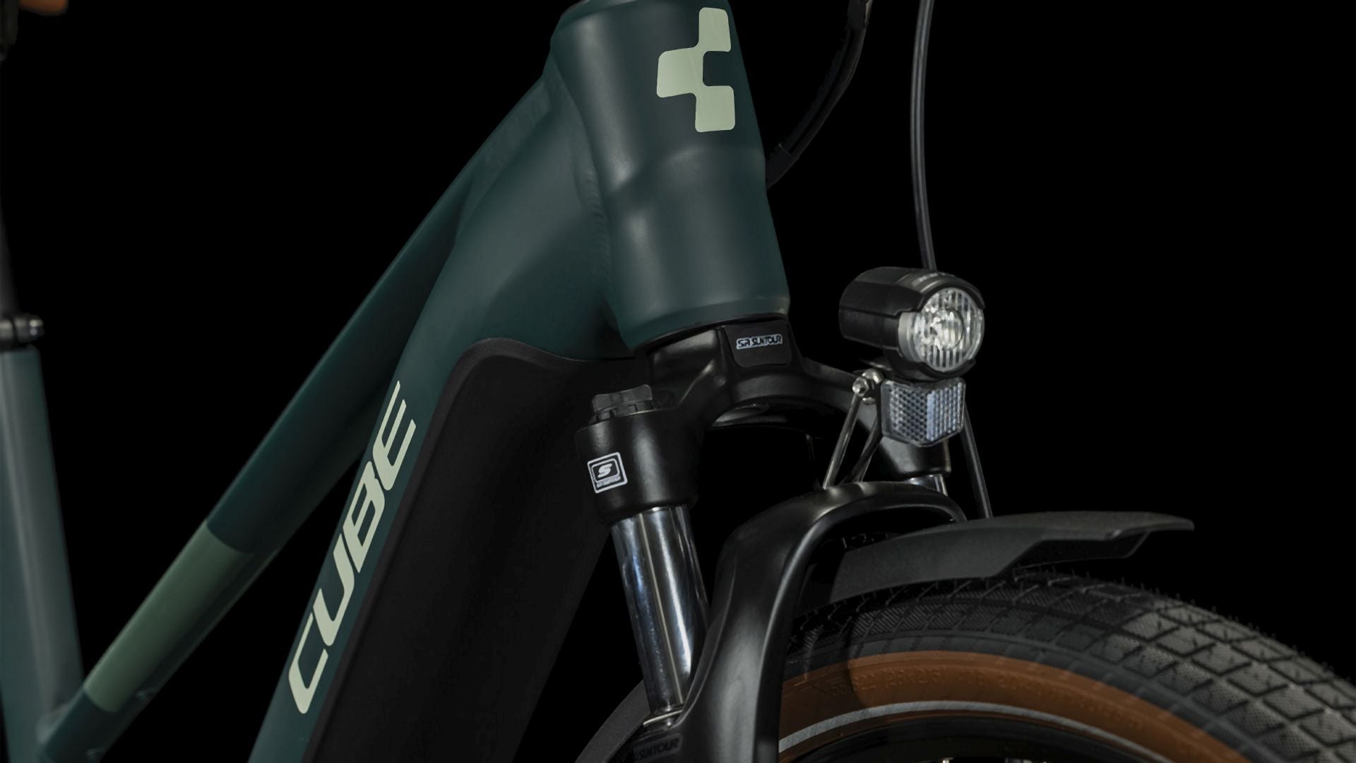 Cube Touring Hybrid ONE 625 darkgreen´n´green Trapez