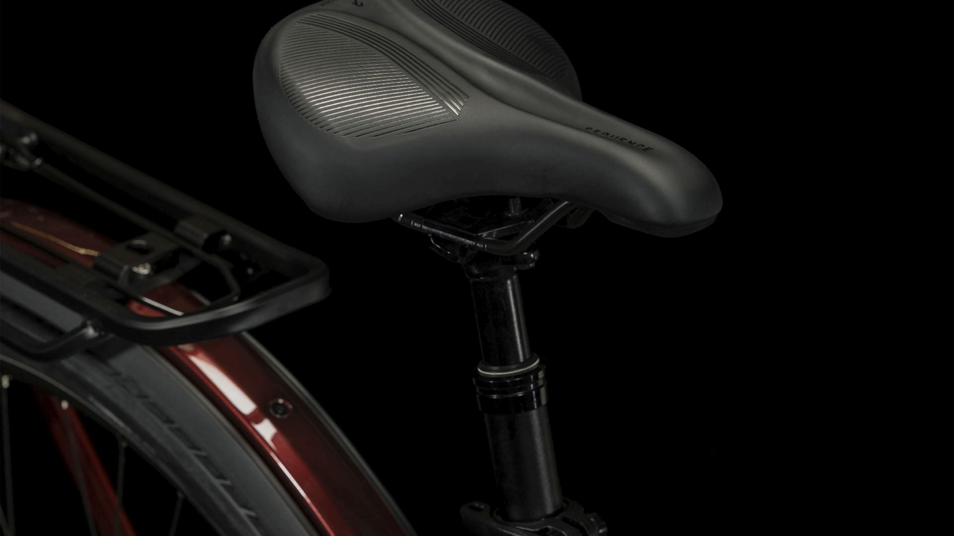 Cube Touring Hybrid EXC 625 red´n´white Trapez