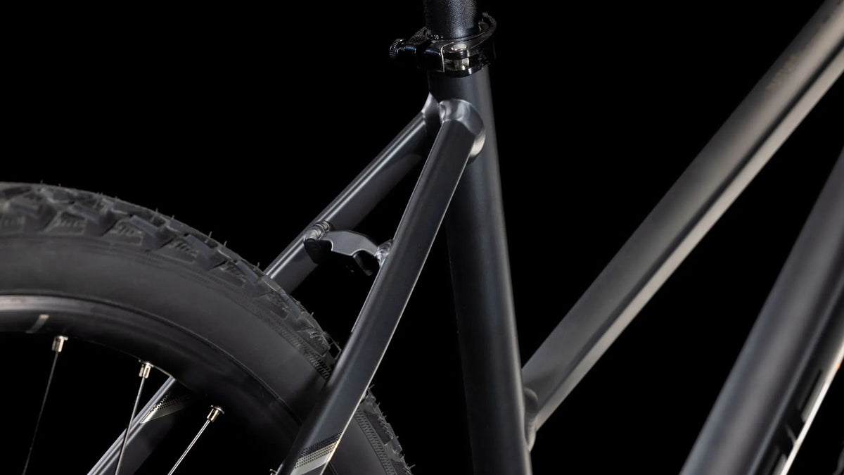 Cube Nature ONE black´n´black Trapeze 2026
