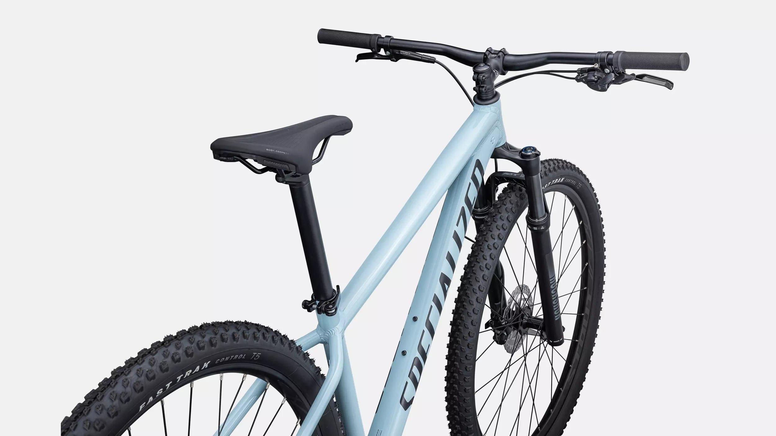 Blaues Specialized Rockhopper Mountainbike mit robusten Reifen und ergonomischem Sattel, ideal für Geländefahrten.