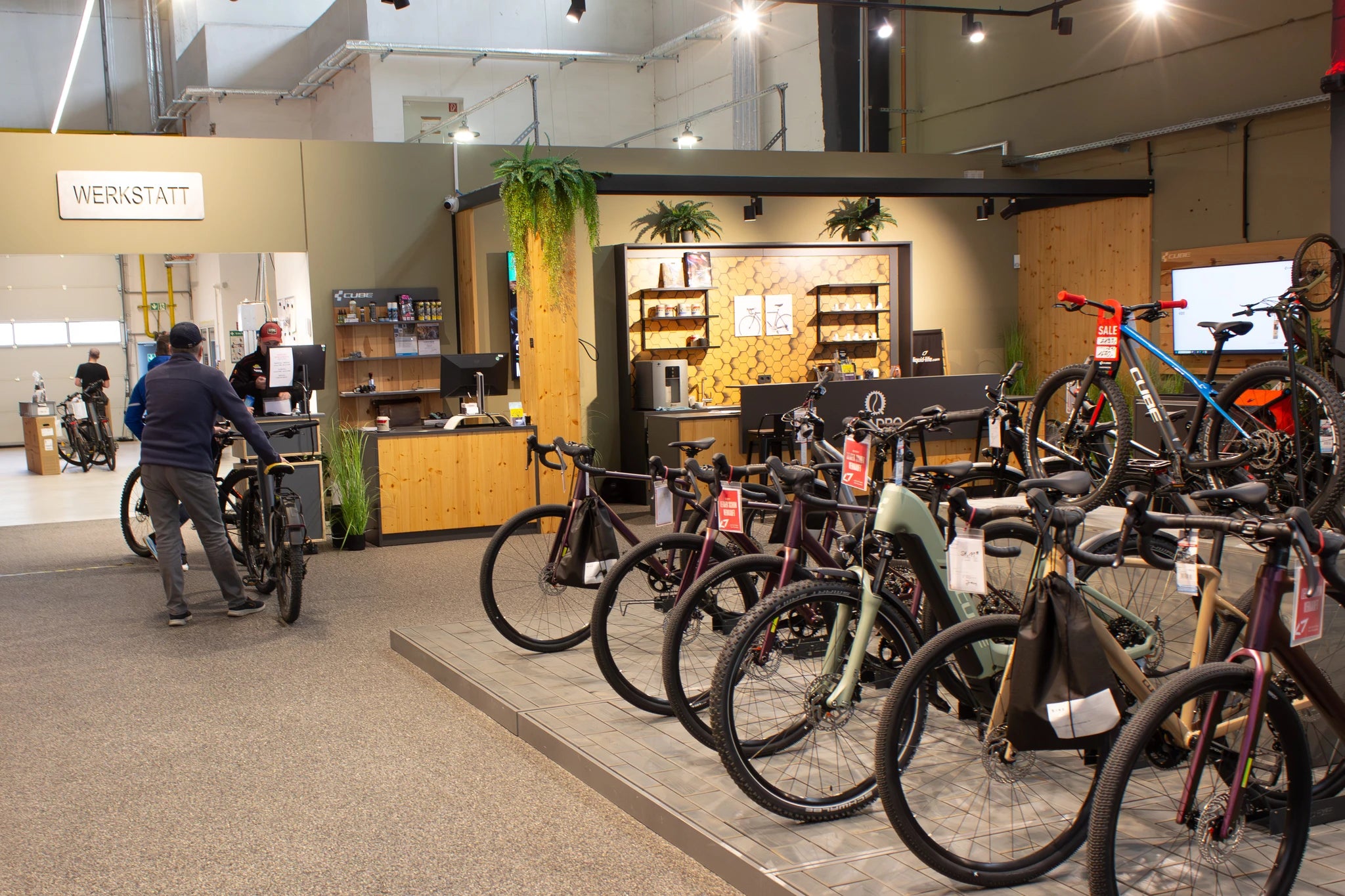 Cube Store Paderborn Verkaufsfläche