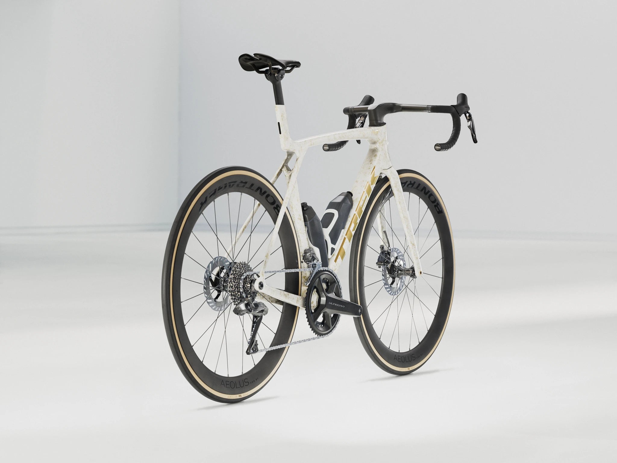 Trek Madone SLR 7 Gen 8 Era White/Marble 2025