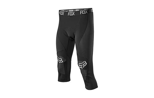 Schwarze 3/4-Radhose mit Polster, ideal für Mountainbiker. Marke: FOX, Logo auf Oberschenkeln sichtbar.