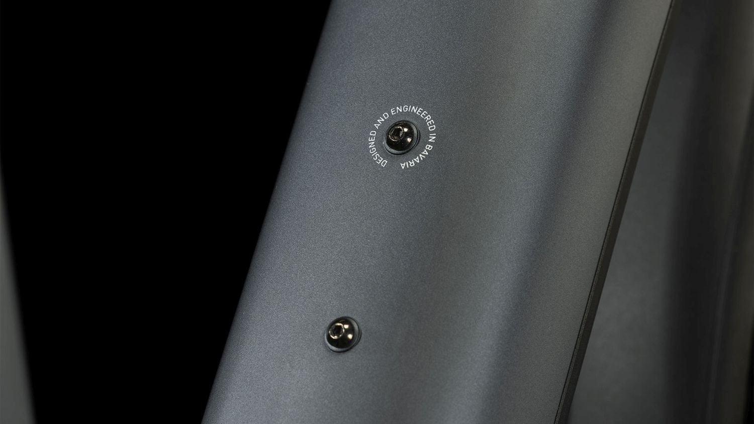 Cube Touring Hybrid ONE 625 grey´n´white 2023 - Liquid-Life