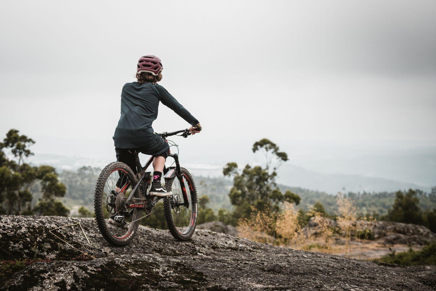 dirtlej Mountee - Liquid-Life #Wähle Deine Farbe_Warm Grey / Green