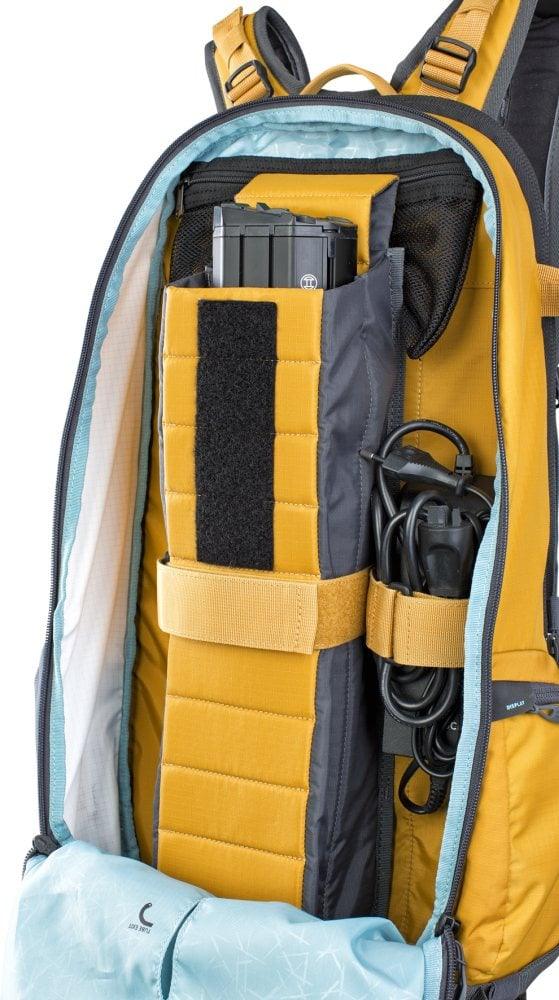 Evoc FR Trail E-Ride 20L - Liquid-Life #Wähle Deine Farbe_Loam/Carbon Grey