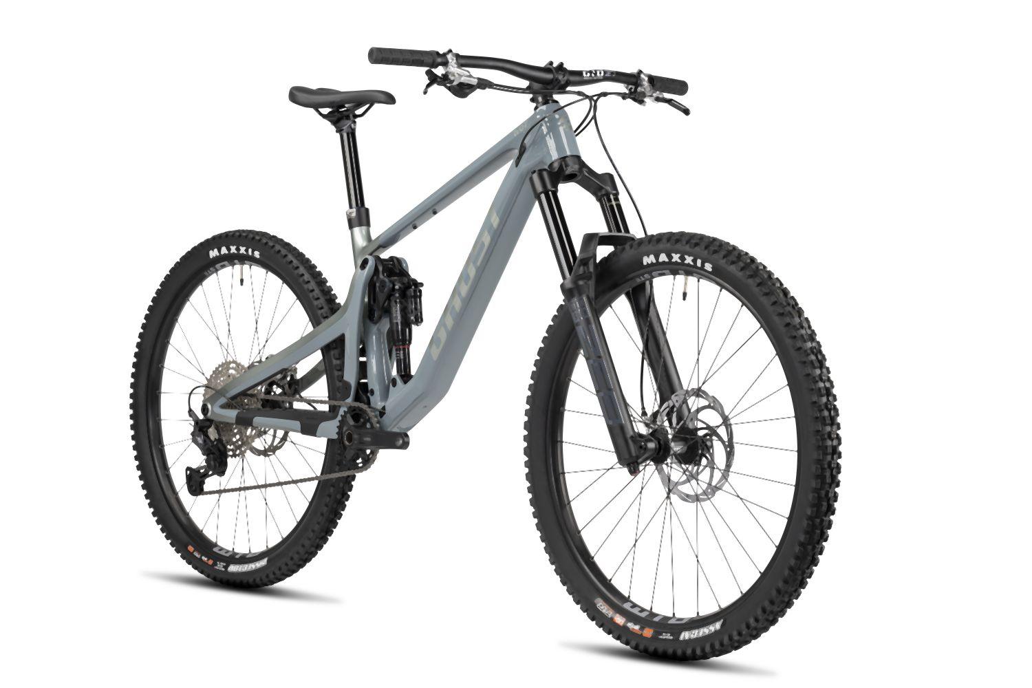 Ghost Riot AM Pro grey 1/pearl light grey - glossy 2023 - Liquid-Life