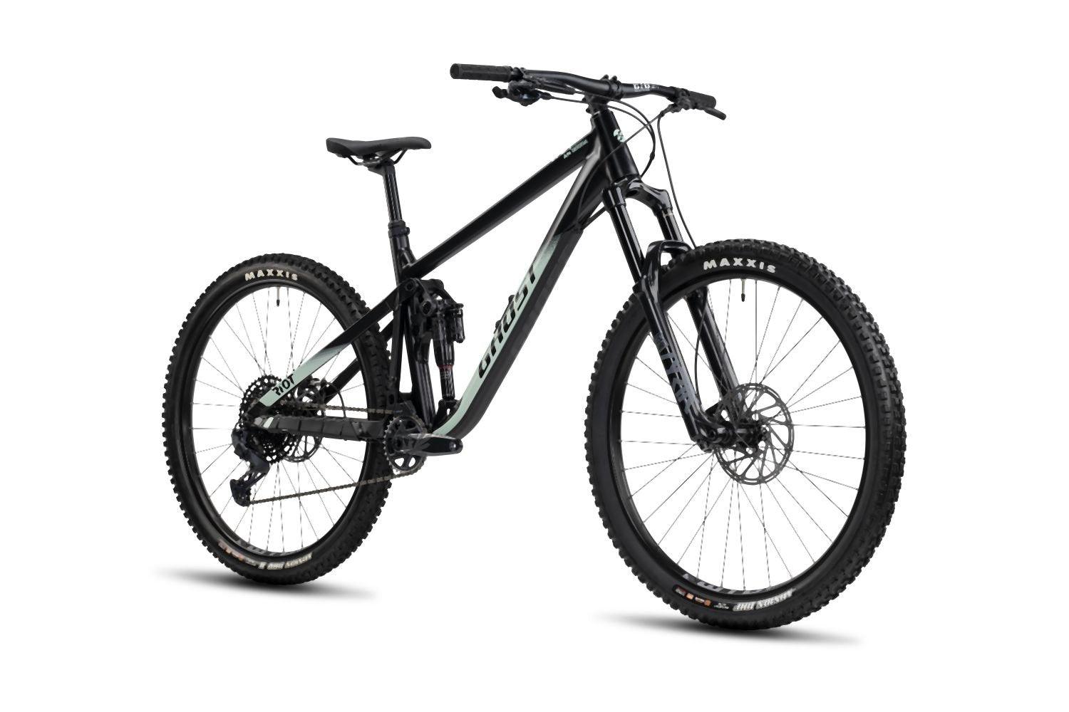 Ghost Riot AM Universal black/light green - matt 2023 - Liquid-Life