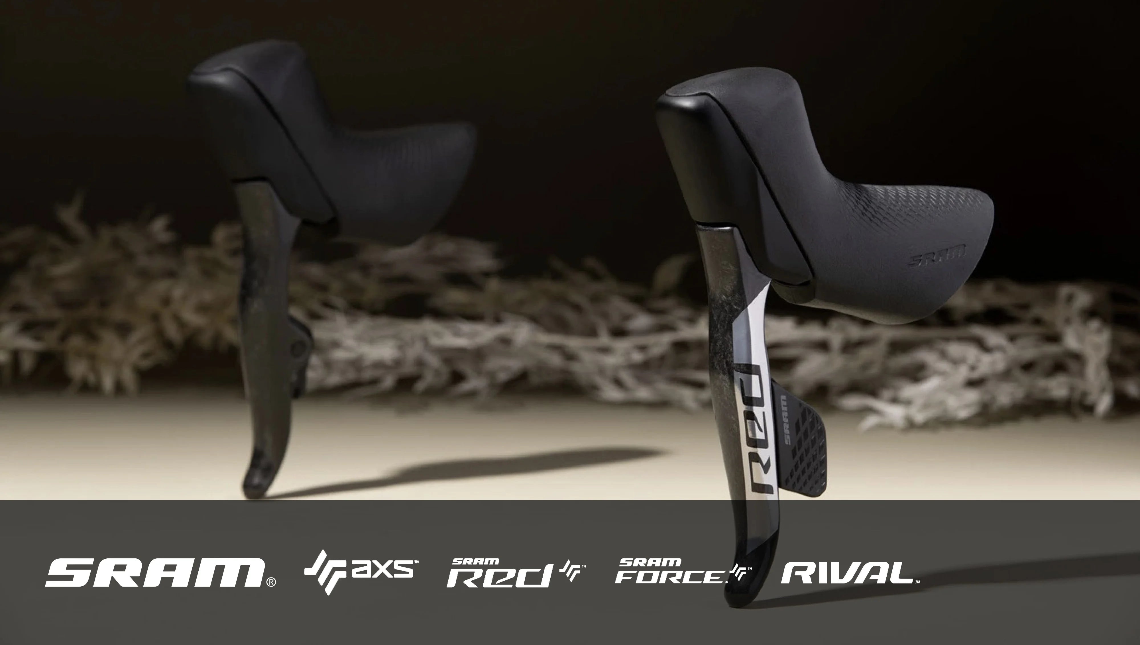 SRAM Red Schalt- und Bremshebel, schwarz, für Rennräder, mit ergonomischem Design und moderner Technologie.