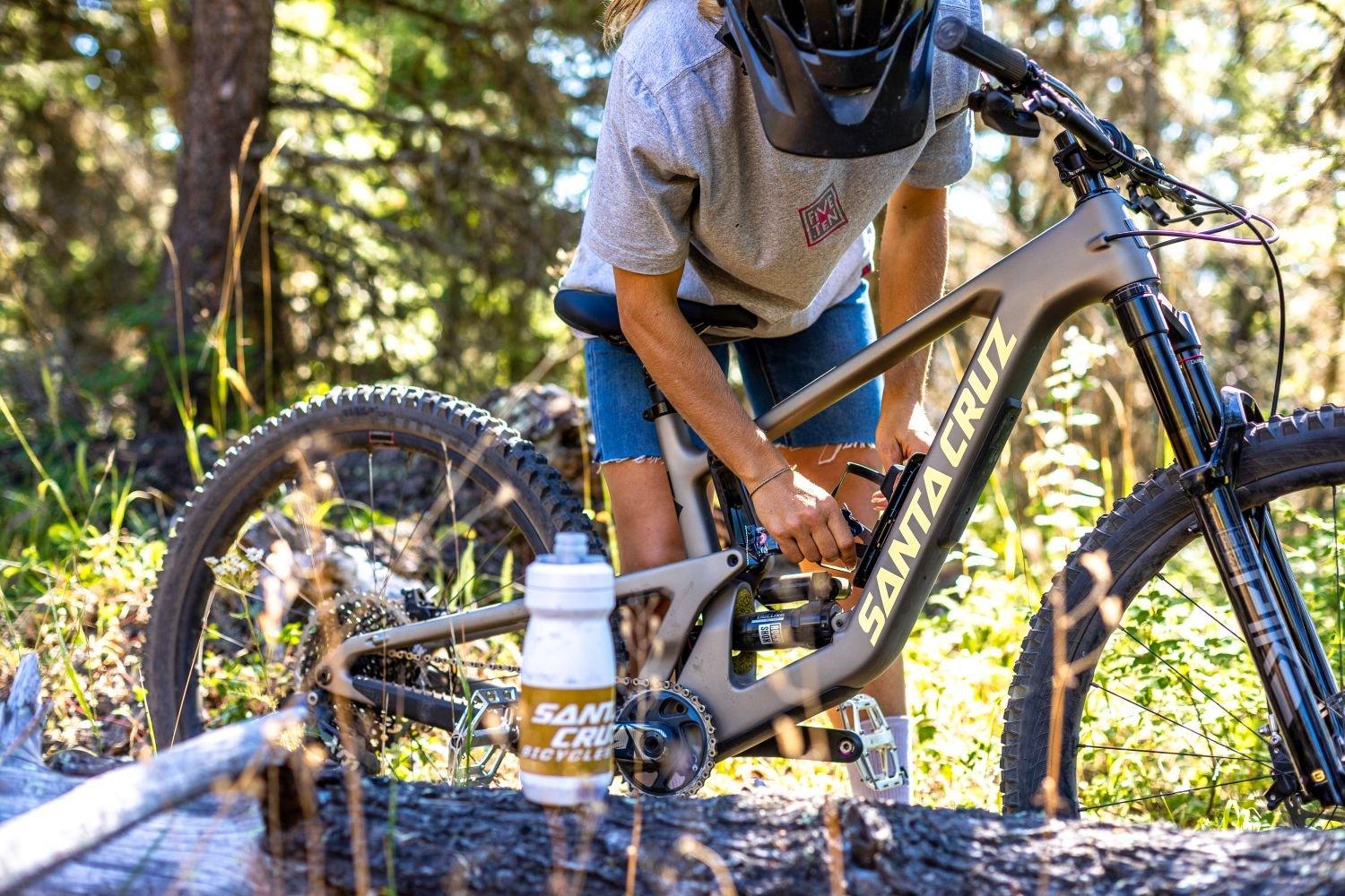 Santa Cruz 5010 | C | R | grau matt - Liquid-Life