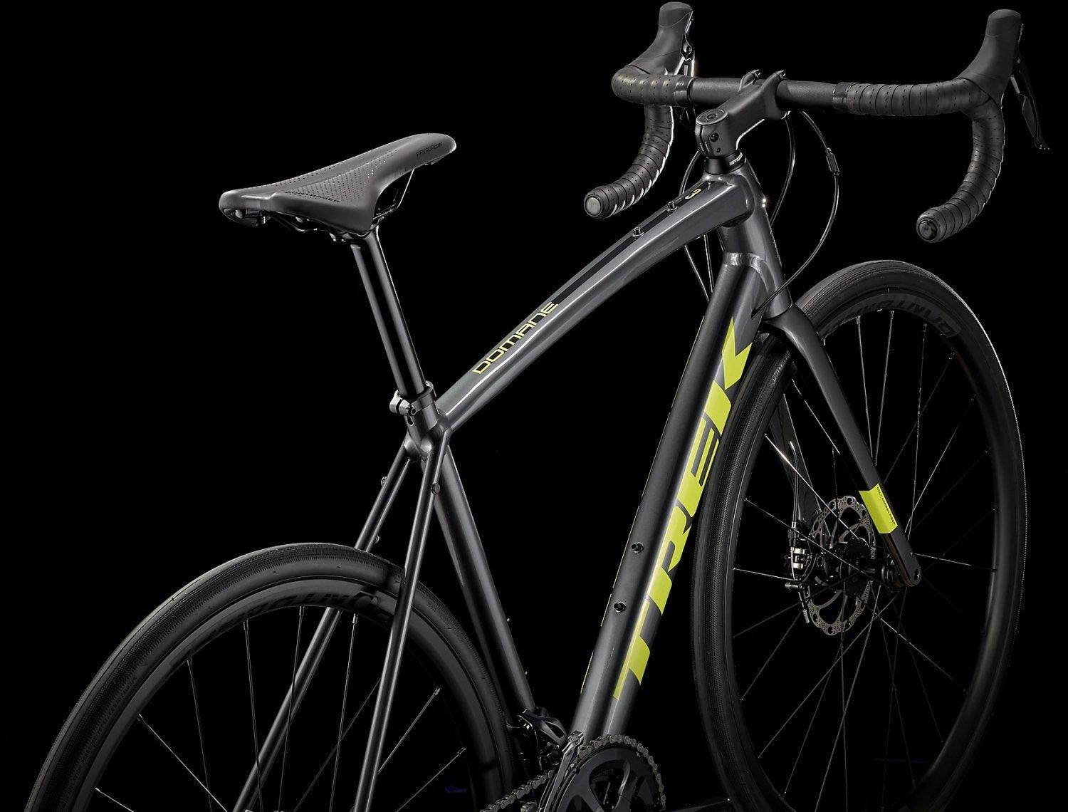 Trek Domane AL 3 Disc Lithium Grey/Trek Black - Liquid-Life