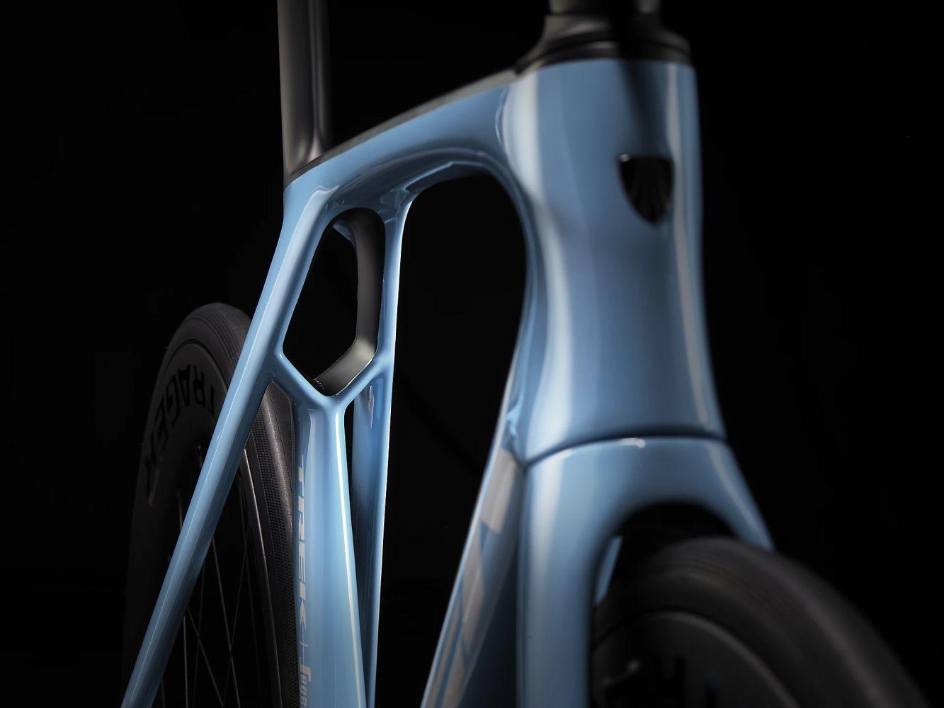 Trek Madone SLR 7 eTap Gen 7 Azure - Liquid-Life