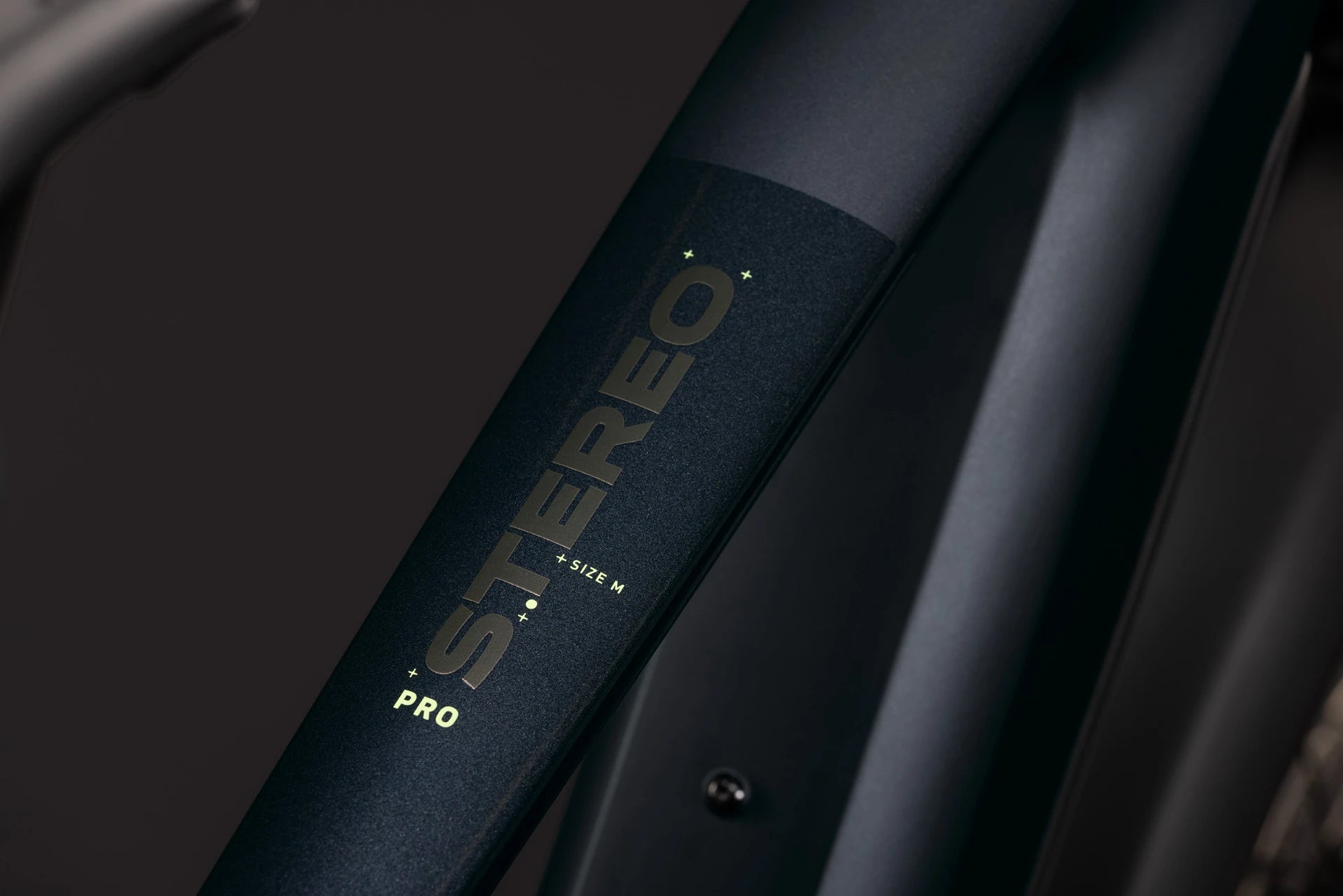 Cube Stereo Hybrid ONE44 Pro 800 FE coal´n´black 2027