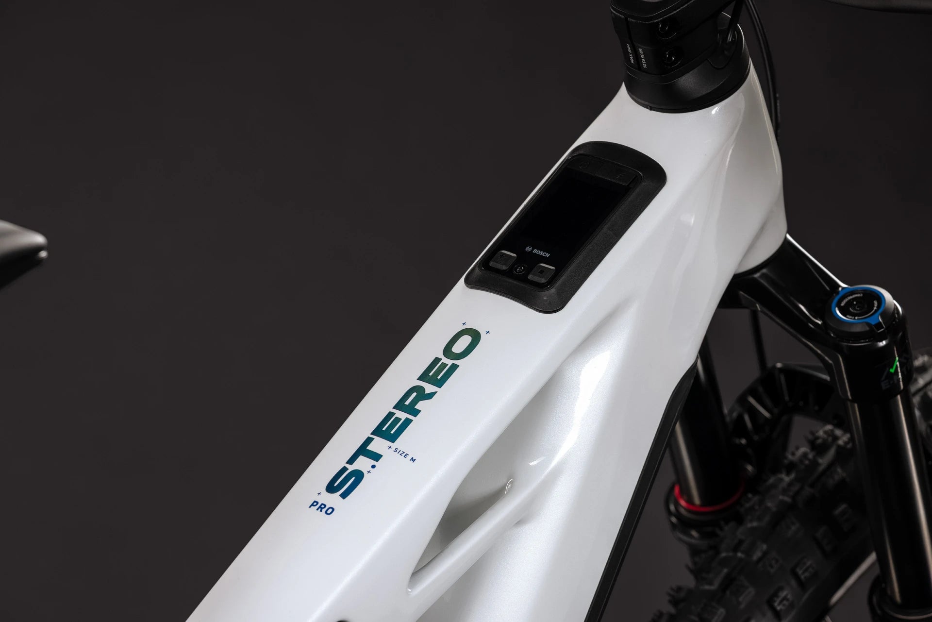 Cube Stereo Hybrid ONE44 HPC Pro 800 metallicwhite´n´blue 2027