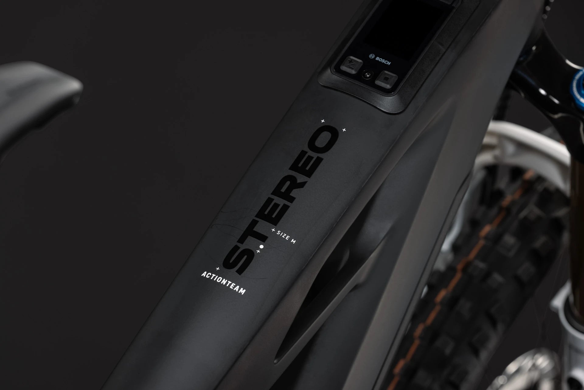 Cube Stereo Hybrid ONE77 HPC AT 800 carbon´n´white 2027