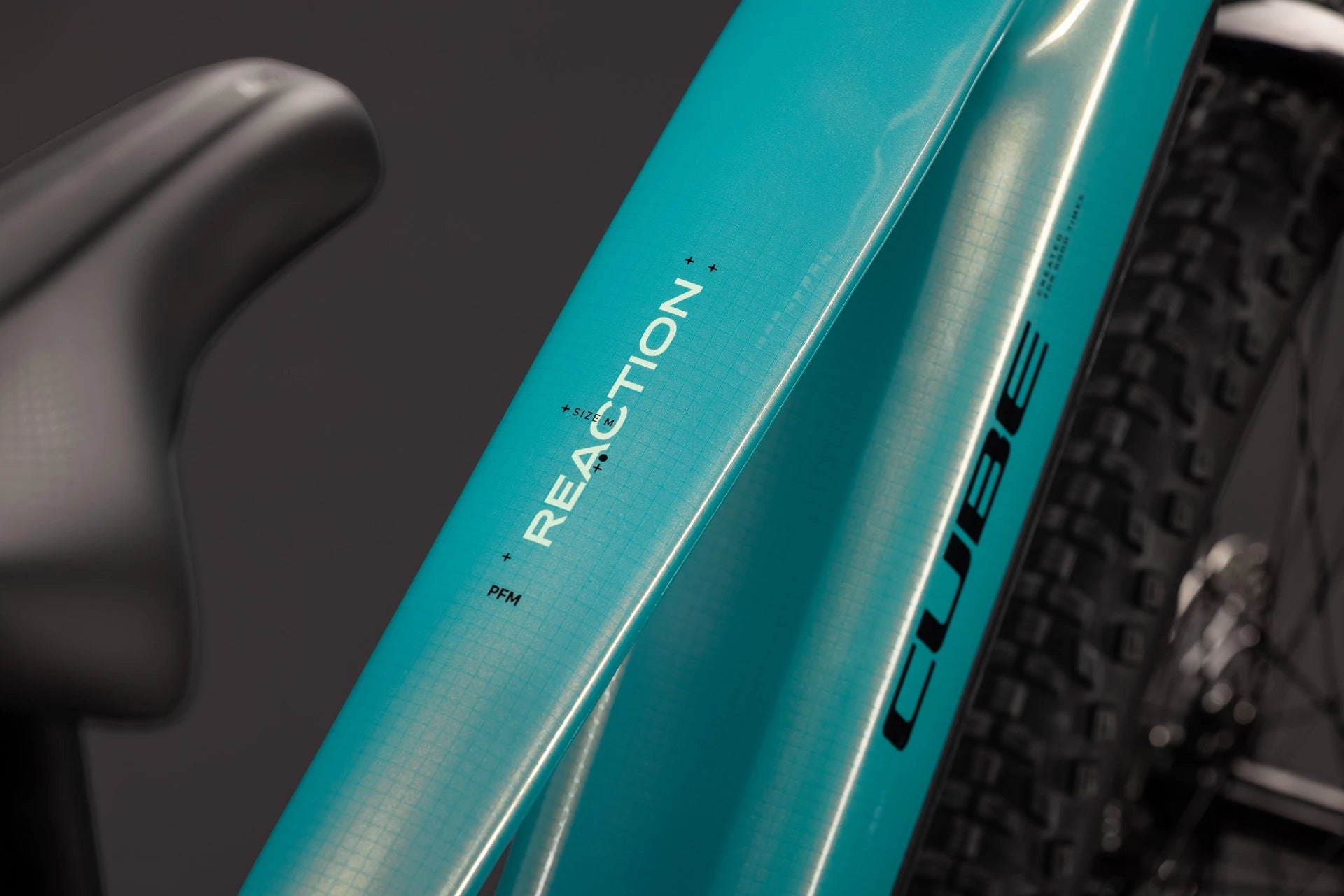 Cube Reaction Hybrid Performance 720 maldivian´n´black 2027