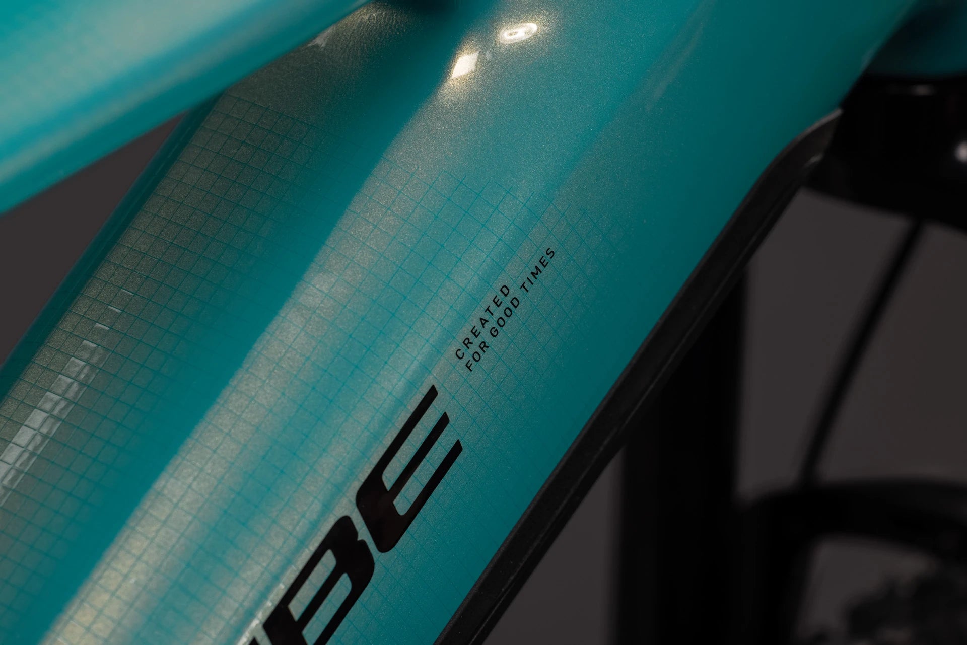 Cube Reaction Hybrid Performance 720 maldivian´n´black 2027