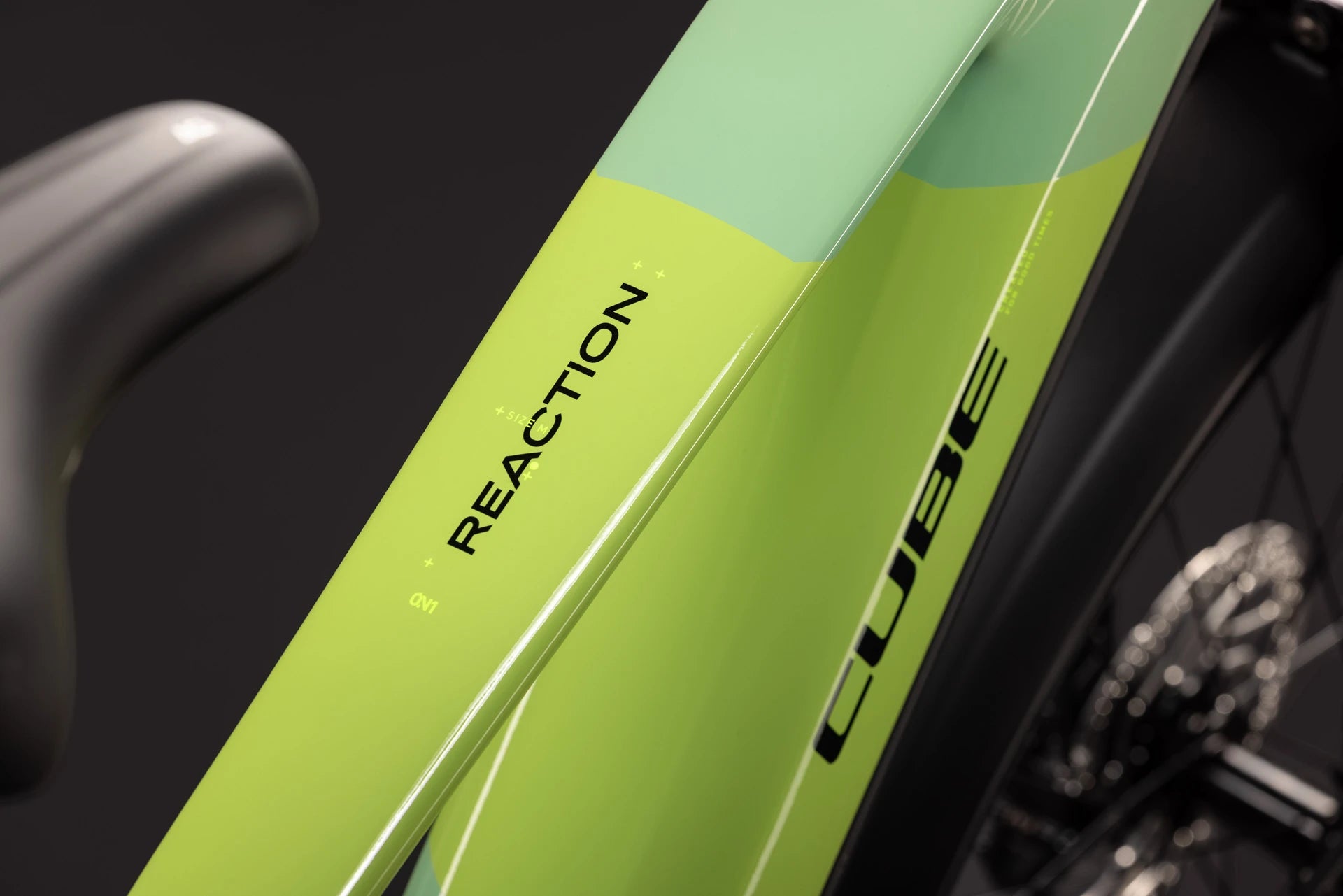 Cube Reaction Hybrid ONE 720 FE cactus´n´black 2027