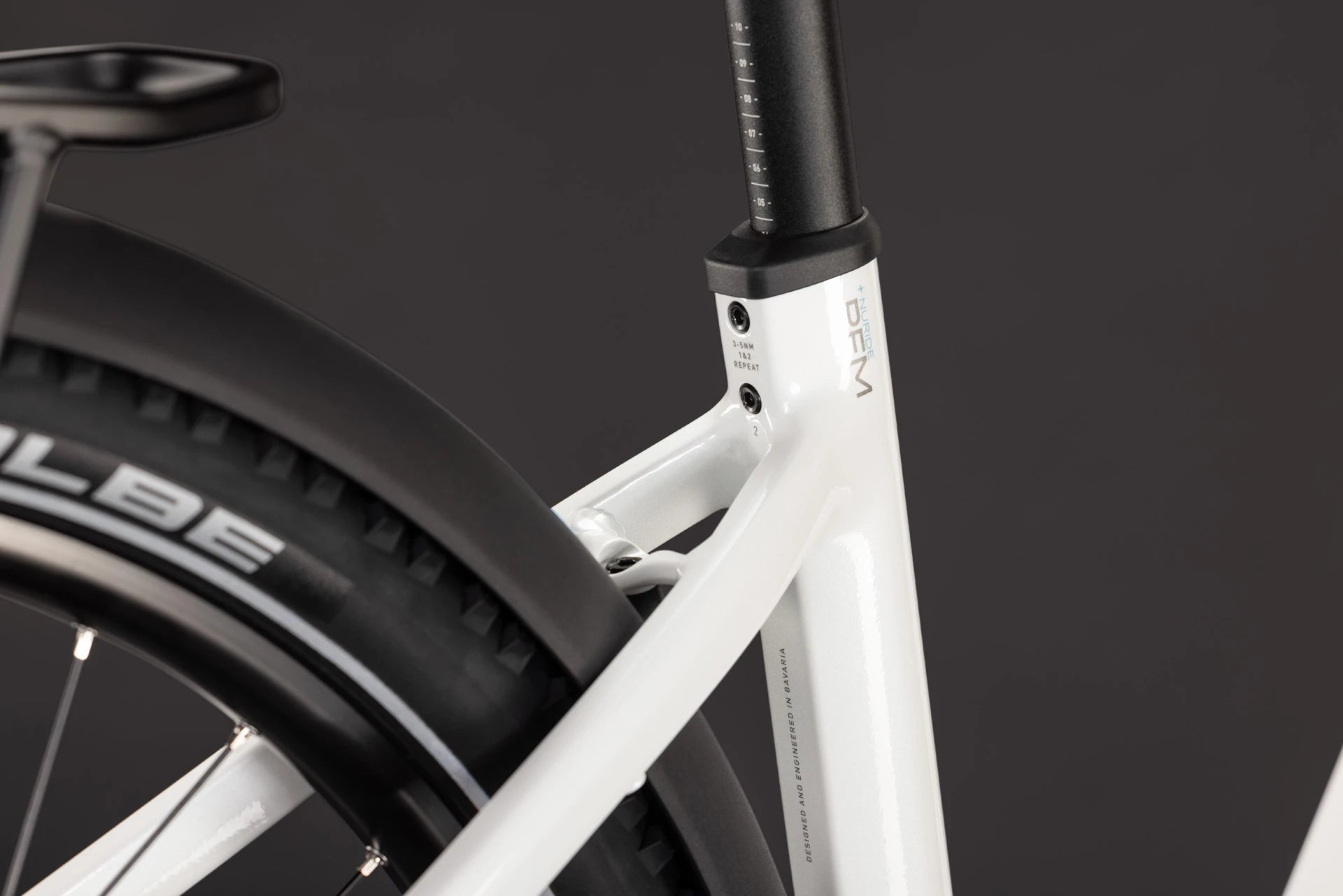 Cube Nuride Hybrid Performance 720 metallicwhite´n´grey EE 2027