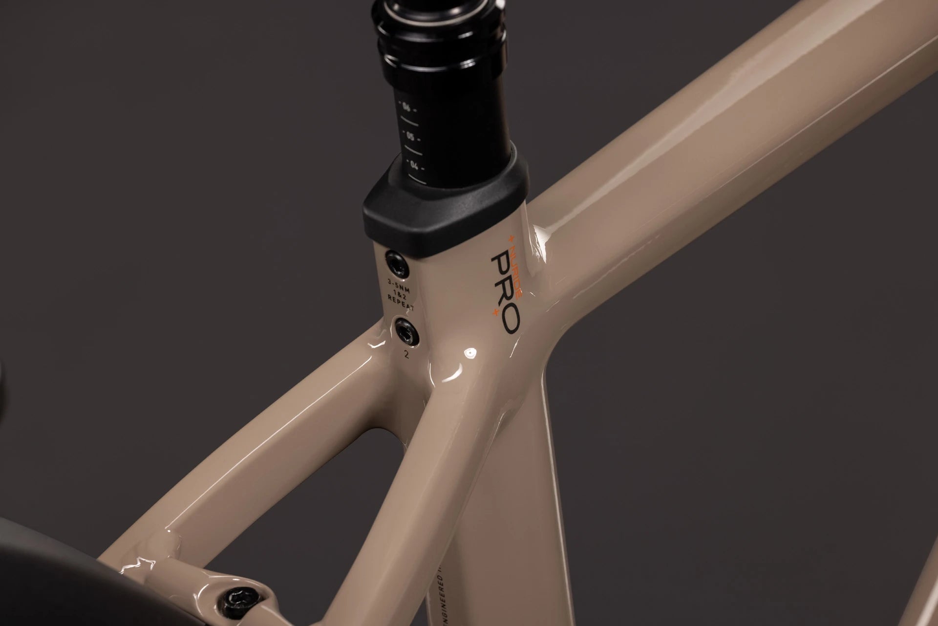 Cube Nuride Hybrid Pro 800 cappuccino´n´black 2027