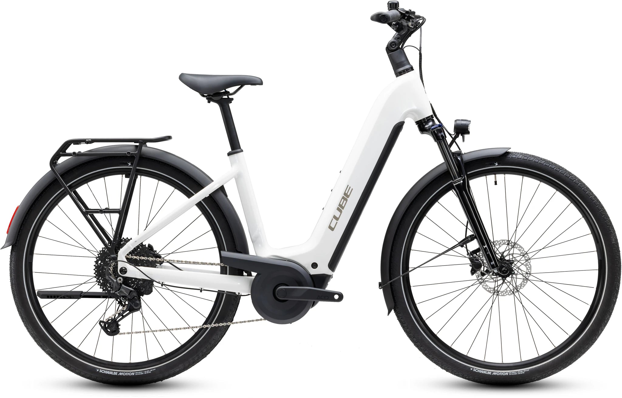 Cube Touring Hybrid ONE 600 metallicwhite´n´chrome EE 2027