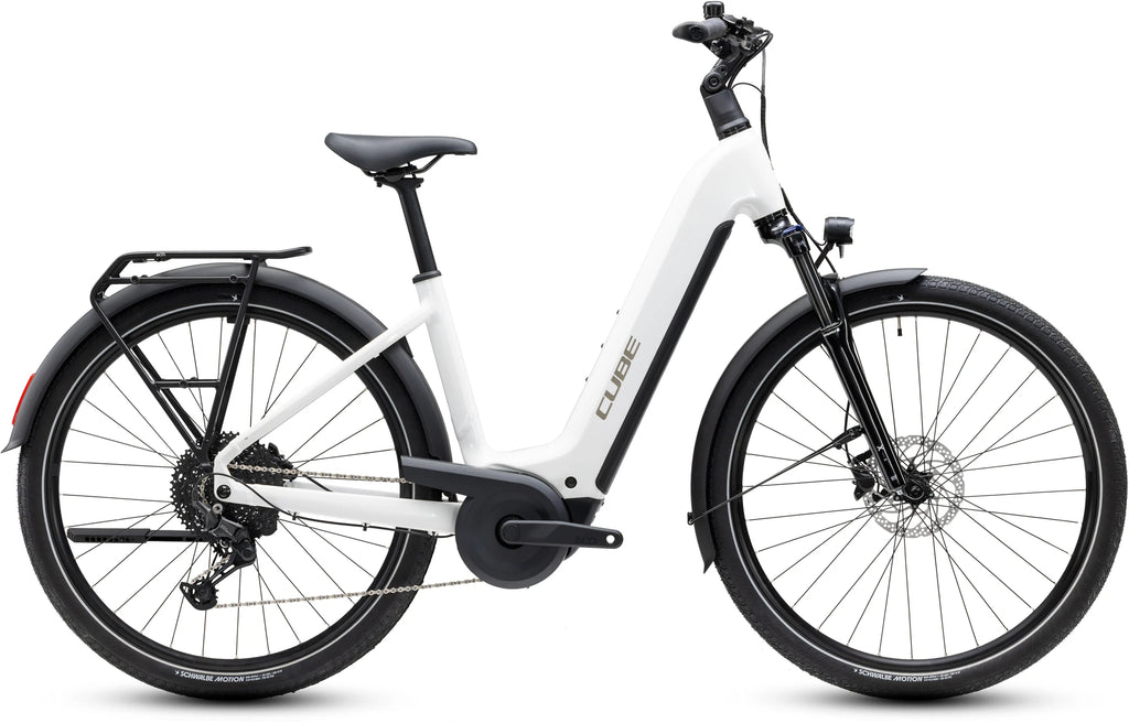 Cube Touring Hybrid ONE 600 metallicwhite´n´chrome EE 2027