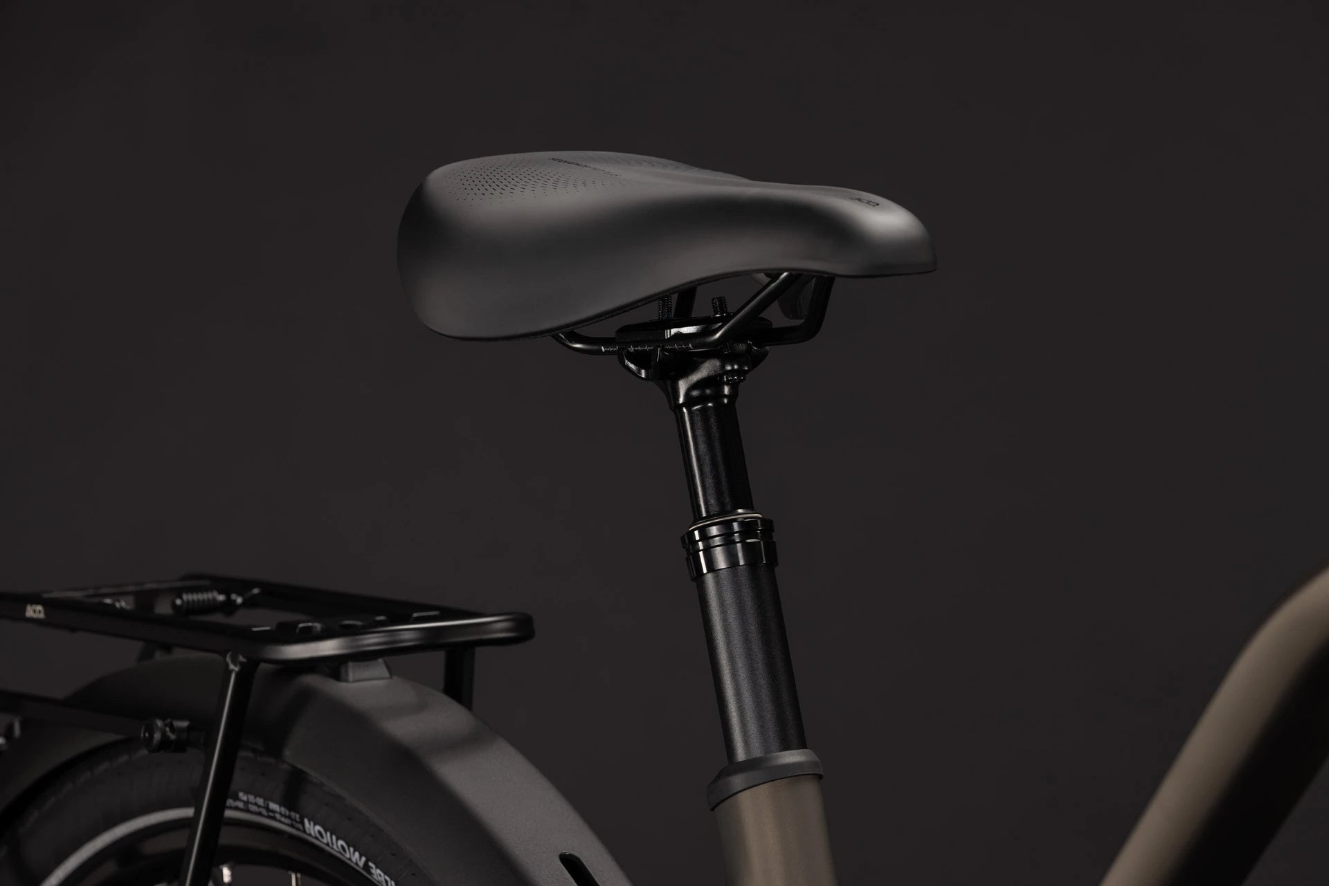 Cube Touring Hybrid Pro 800 metallicumbra´n´black Trapeze 2027