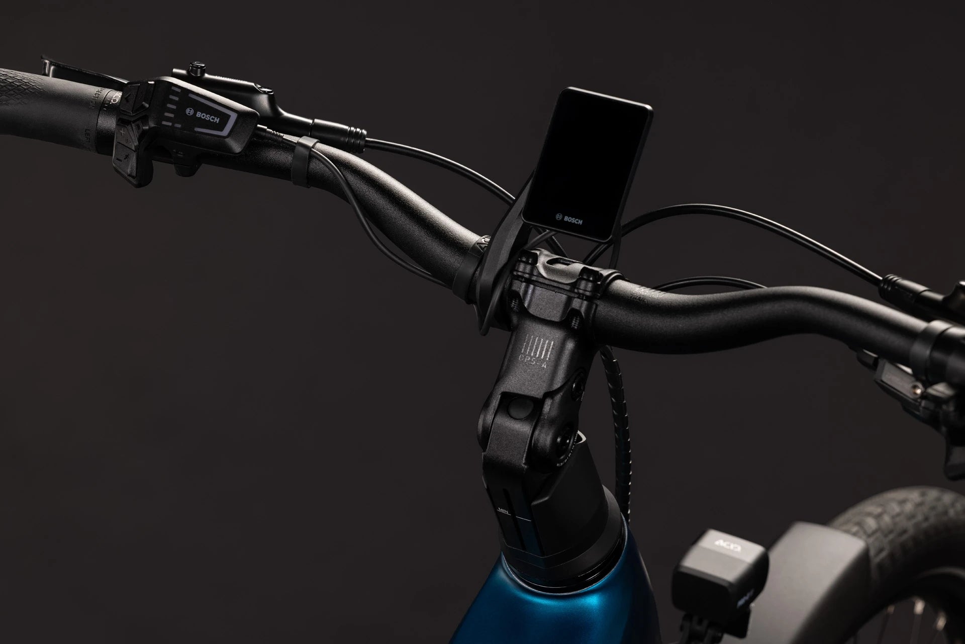 Cube Touring Hybrid Pro 800 electricblue´n´prizm Trapeze 2027