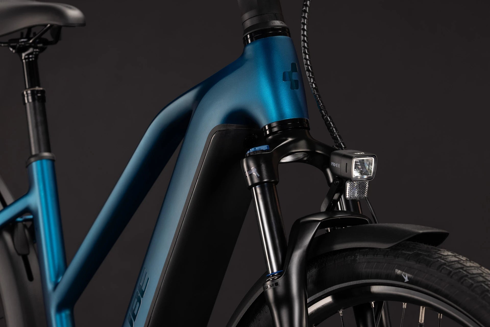 Cube Touring Hybrid Pro 800 electricblue´n´prizm Trapeze 2027